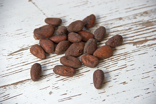 Fra bønne til pulver: Sådan fremstilles kakaopulver